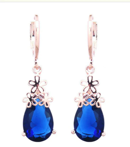 Creative Chinese Knot Water Drop Earrings with Zircon
